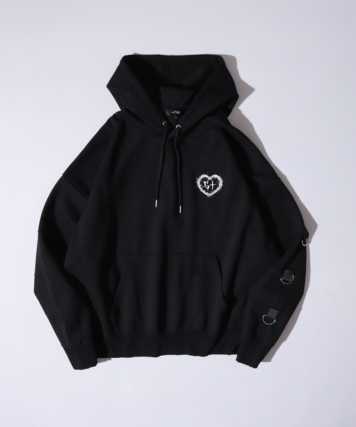Dark cross pullover hoodie / 闇系クロスアップリケプルオーバーパーカー unisex（パーカー）｜RE730（アールイーセブンサーティー）