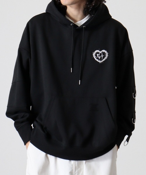 Dark cross pullover hoodie / 闇系クロスアップリケプルオーバーパーカー unisex（パーカー）｜RE730（アールイーセブンサーティー）