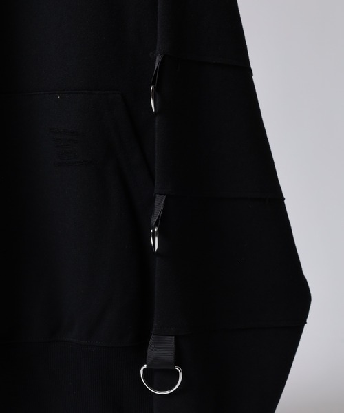RE730(アールイーセブンサーティー)の「Dark cross pullover hoodie / 闇系クロスアップリケプルオーバーパーカー unisex(パーカー・メンズ・レッド/ブラック系2/ブラック系3・L/M/XL)」の21枚目の写真