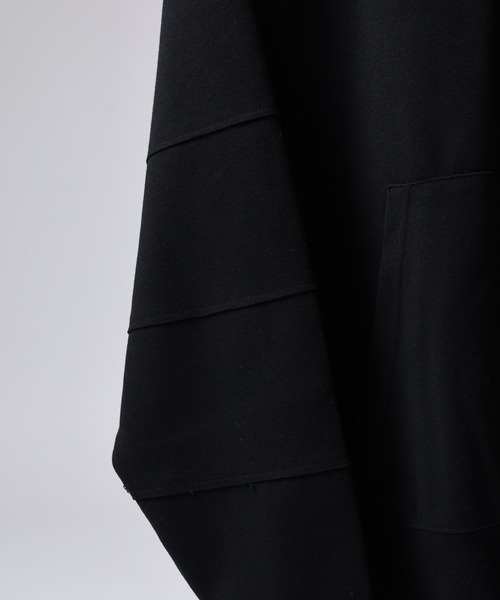 RE730(アールイーセブンサーティー)の「Dark cross pullover hoodie / 闇系クロスアップリケプルオーバーパーカー unisex(パーカー・メンズ・レッド/ブラック系2/ブラック系3・L/M/XL)」の22枚目の写真