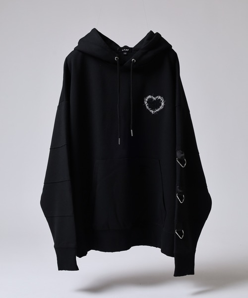 RE730(アールイーセブンサーティー)の「Dark cross pullover hoodie / 闇系クロスアップリケプルオーバーパーカー unisex(パーカー・メンズ・レッド/ブラック系2/ブラック系3・L/M/XL)」の16枚目の写真