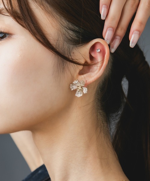 Os accessory(オズアクセサリー)の「【金属アレルギー対応】Os -オズ- ビーズフラワーピアス(ピアス(両耳用)・レディース・ゴールド/シルバー・FREE)」の15枚目の写真