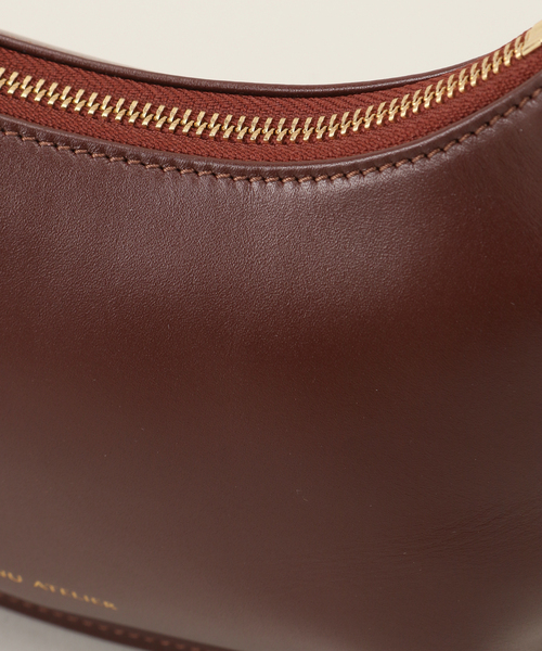 MANU ATELIER(マニュ アトリエ)の「【MANU ATELIER/マニュ アトリエ】Half moon BAG(burgundy)(ハンドバッグ・レディース・ボルドー・FREE)」の18枚目の写真