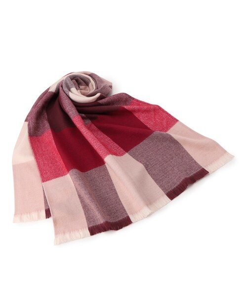 SHOO・LA・RUE(シューラルー)の「程よい厚みで巻きやすい ブロックチェックストール(ストール/ショール・レディース・ベージュ系1/サックスブルー系1/ワイン系1・00)」の4枚目の写真