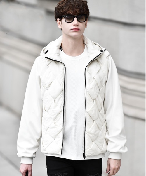 Buffalo Bobs(バッファローボブズ)の「TRANSFORM-INTRE(トランスフォーム イントレ)3WAY イントレ エコダウン ブルゾン(ダウンジャケット/コート・メンズ・ブラック/ホワイト・1-2/2-3/3-4)」の7枚目の写真