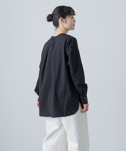 かぐれ（カグレ）の「クルーネックプルオーバーシャツ（シャツ/ブラウス・レディース・オフホワイト/ブラック・FREE）」の5枚目の写真