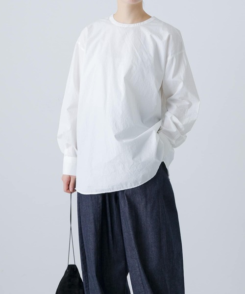 かぐれ（カグレ）の「クルーネックプルオーバーシャツ（シャツ/ブラウス・レディース・オフホワイト/ブラック・FREE）」の10枚目の写真