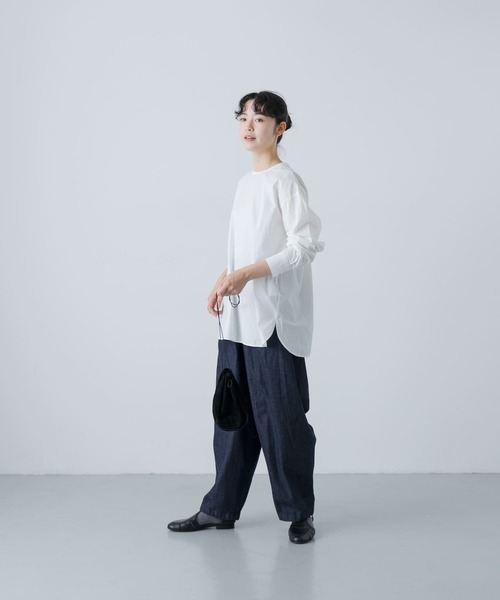 かぐれ（カグレ）の「クルーネックプルオーバーシャツ（シャツ/ブラウス・レディース・オフホワイト/ブラック・FREE）」の15枚目の写真