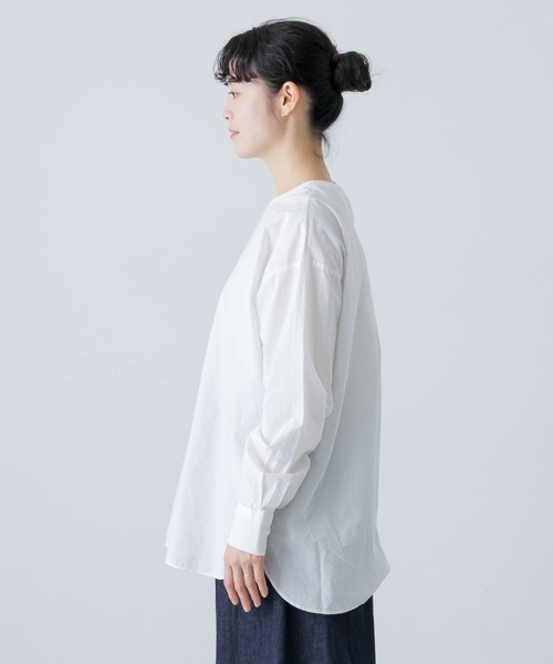 かぐれ（カグレ）の「クルーネックプルオーバーシャツ（シャツ/ブラウス・レディース・オフホワイト/ブラック・FREE）」の19枚目の写真