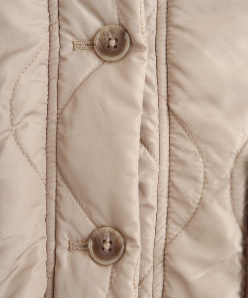 mitis（ミティス）の「mitis コーデュロイ襟 裏ボアウェーブキルトブルゾン（ブルゾン・レディース・ベージュ/ライトカーキ/アイボリー/ブラック・M）」の8枚目の写真
