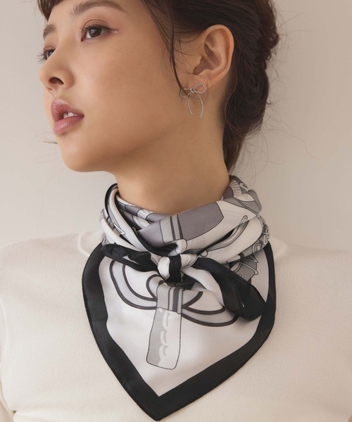 Edit Sheen（エディットシーン）の「ブライドルプリントスカーフ（ストール/ショール・レディース・グレー/レッド/オレンジ/グリーン・FREE）」の13枚目の写真