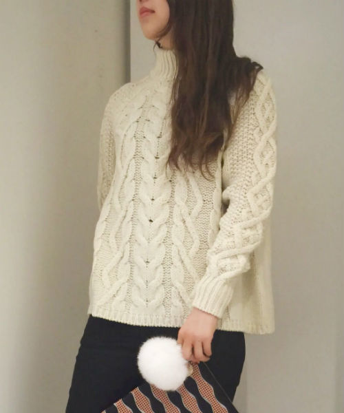 robbem（ロベム）の「【robbem】アラン柄ニットプルオーバー（ニット/セーター・レディース・オフホワイト/ダークグリーン/ネイビー・FREE）」の2枚目の写真