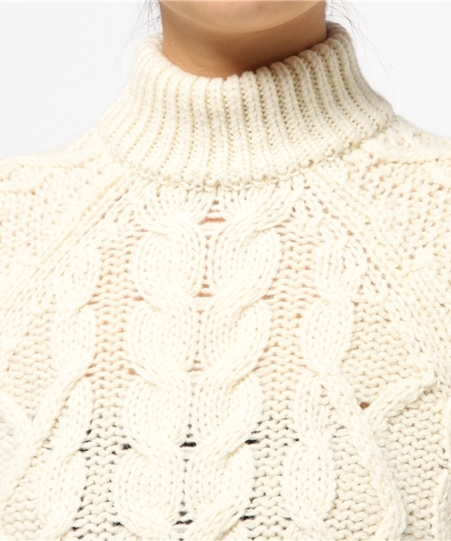 robbem（ロベム）の「【robbem】アラン柄ニットプルオーバー（ニット/セーター・レディース・オフホワイト/ダークグリーン/ネイビー・FREE）」の11枚目の写真