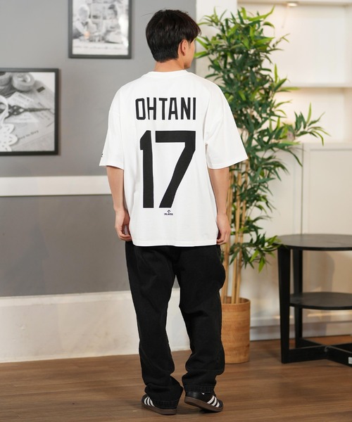 Fanatics(ファナティクス)の「【ムラサキスポーツ限定】Fanatics/ファナティクス 大谷翔平 N&N MLB野球 ドジャース 半袖Tシャツ ML0125SS0011(Tシャツ/カットソー・メンズ・ブラウン/ホワイト系その他3/ホワイト系その他/ホワイト×グリーン/ホワイト×ブラック/ブラック/ホワイト系その他4/ホワイト系その他2/ホワイト系その他5・M/L/XL)」の18枚目の写真