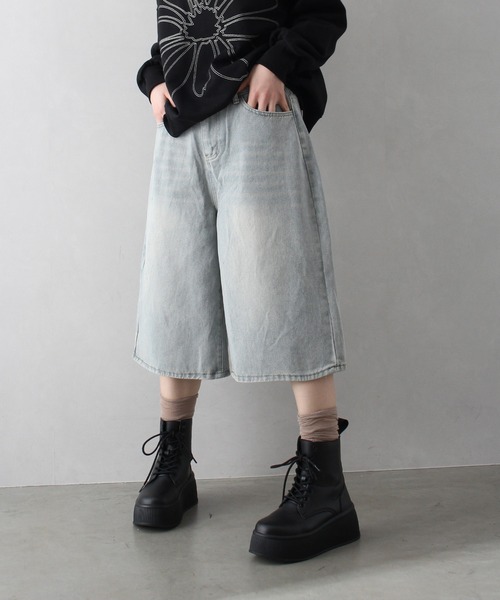 SpRay(スプレイ)の「デニムハーフパンツ(デニムパンツ・レディース・ライトブルー/ブルー・MEDIUM/LARGE)」の14枚目の写真