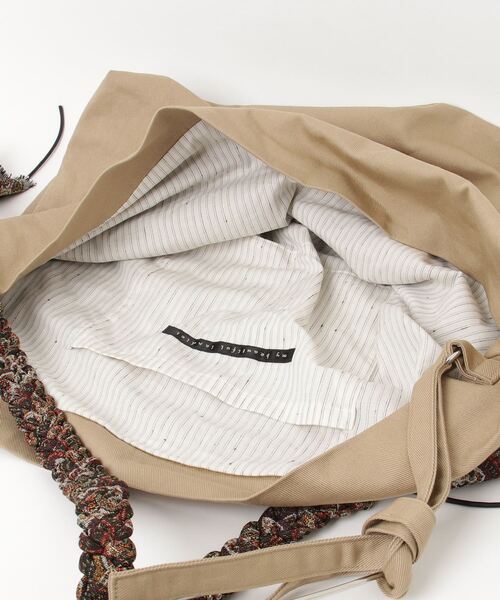 my beautiful landlet（マイビューティフルランドレット）の「【my beautiful landlet】 GOBELIN WEAVING x COTTON LINEN SHOULDER BAG(L)（ショルダーバッグ・メンズ・ベージュ・FREE）」の3枚目の写真