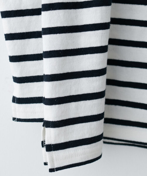 natural couture（ナチュラルクチュール）の「便利なベーシックボーダーT（Tシャツ/カットソー・レディース・ネイビー/ピンク/ブルー/ブラック/ベージュ・FREE）」の6枚目の写真