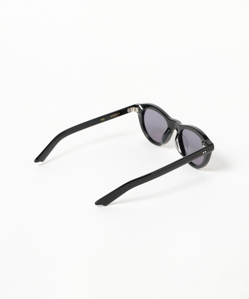 few.（フュー）の「few. / F31（サングラス・メンズ・クリーム/ブラック・ONE SIZE）」の8枚目の写真