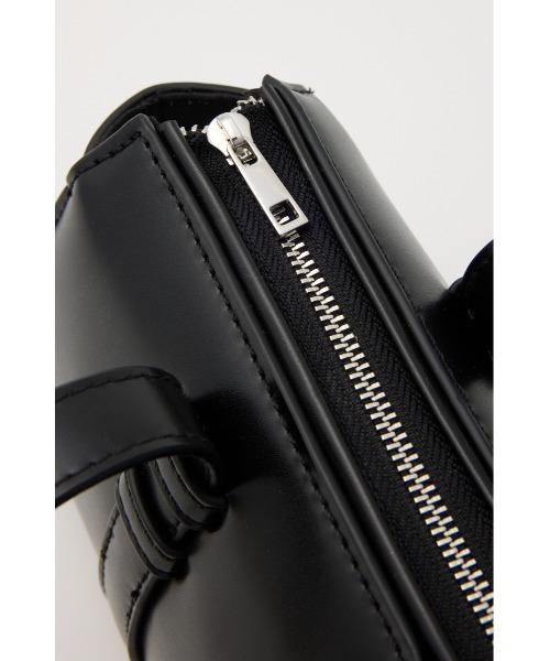 SLY(スライ)の「DANGLE SHOULDER BAG ダングル ショルダーバッグ(ショルダーバッグ・レディース・ホワイト/ブラウン/ブラック・FREE)」の12枚目の写真