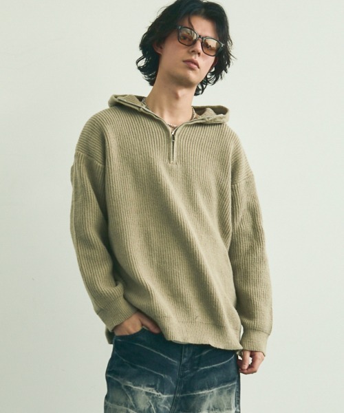 Shoowtime(ショウタイム)の「Oversized half zip hood knit sweater / オーバーサイズハーフジップフードニットセーター(ニット/セーター・メンズ・ブラック/ベージュ/グレー・MEDIUM/LARGE/X-LARGE)」の7枚目の写真