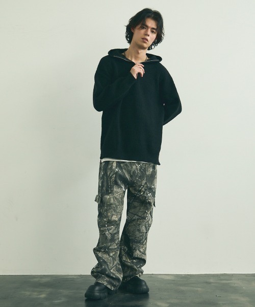 Shoowtime(ショウタイム)の「Oversized half zip hood knit sweater / オーバーサイズハーフジップフードニットセーター(ニット/セーター・メンズ・ブラック/ベージュ/グレー・MEDIUM/LARGE/X-LARGE)」の21枚目の写真