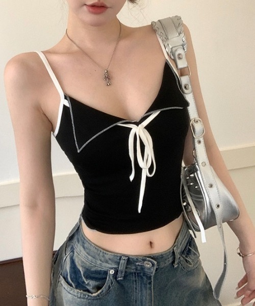 NANEA(ナネア)の「カップ付きフロントリボンクロップドキャミソール(キャミソール・レディース・ホワイト/グレー/ブラック・フリー)」の20枚目の写真