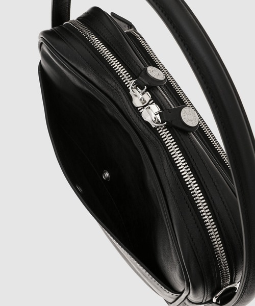 Acne Studios(アクネストゥディオズ)の「FN-UX-BAGS000191(ハンドバッグ・レディース・ブラック・ONE SIZE)」の12枚目の写真