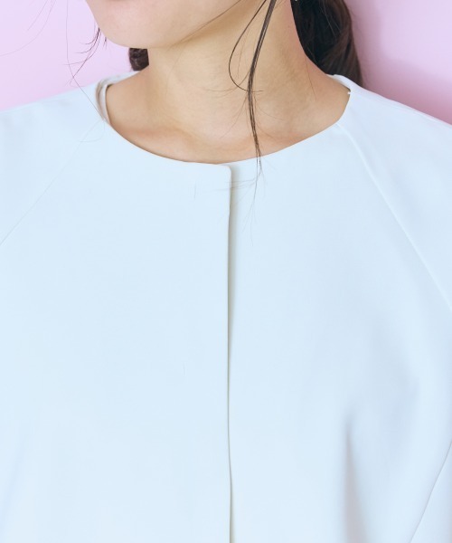 marun(マルン)の「<大きいサイズ>袖フレアノーカラージャケット marun(ノーカラージャケット・レディース・ブラック/オフホワイト・L/LL/3L/4L/5L)」の8枚目の写真