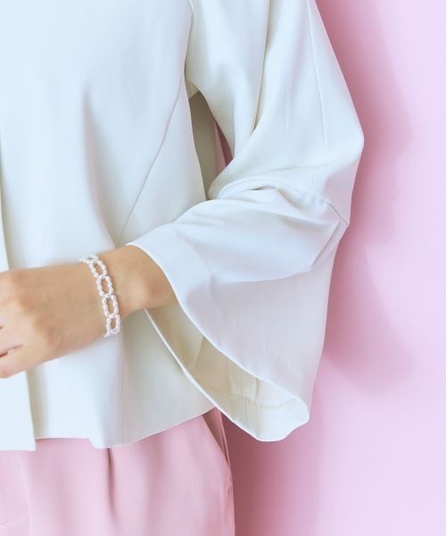 marun(マルン)の「<大きいサイズ>袖フレアノーカラージャケット marun(ノーカラージャケット・レディース・ブラック/オフホワイト・L/LL/3L/4L/5L)」の10枚目の写真