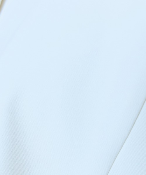 marun(マルン)の「<大きいサイズ>袖フレアノーカラージャケット marun(ノーカラージャケット・レディース・ブラック/オフホワイト・L/LL/3L/4L/5L)」の11枚目の写真