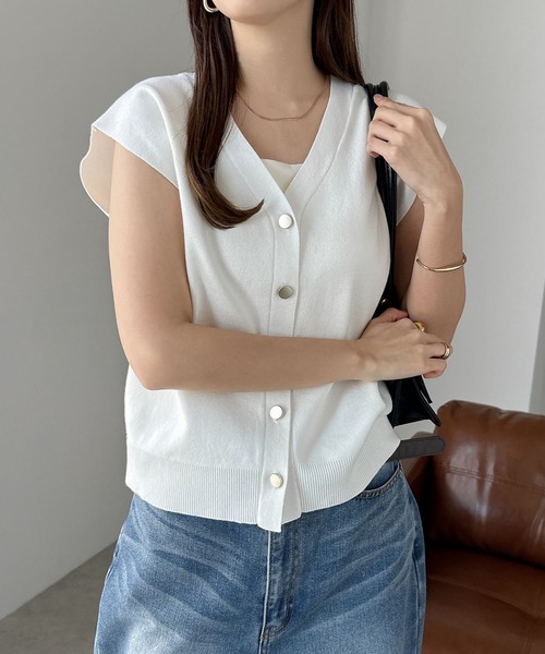 人気ブランド新作豊富 ☆美品☆BALLSEY ツイードベスト 金ボタン ノースリーブ ニット ジャケット・アウター