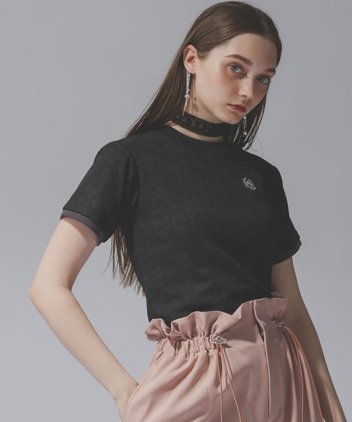 HARE(ハレ)の「ポイントシシュウタイトTシャツ(HARE)(Tシャツ/カットソー・レディース・ブラック/パープル・FREE)」の2枚目の写真