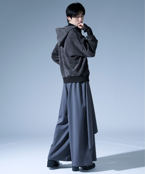 Ellno Loset（エルノロゼット）の「ウォッシュ加工ダブルジップフーディ/フィンガーホール付（パーカー・メンズ・ブラック・SMALL/MEDIUM/LARGE）」の17枚目の写真