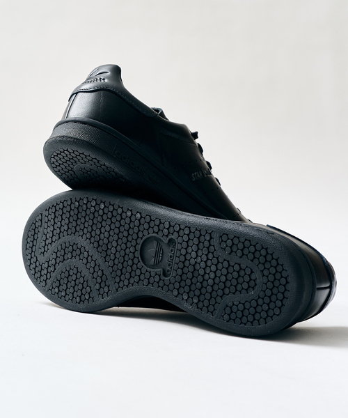 adidas Originals(アディダスオリジナルス)の「adidas originals / アディダス オリジナルス スタンスミス LUX/LSH80(スニーカー・メンズ・ブラック・25.5cm/26cm/26.5cm/27cm/27.5cm/28cm)」の3枚目の写真