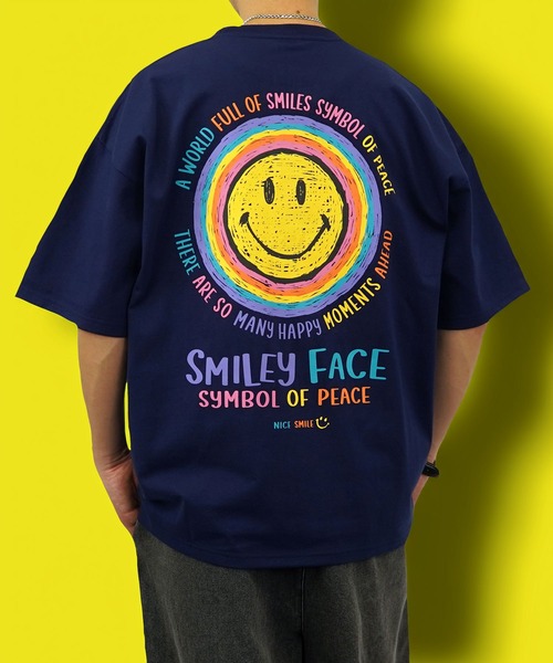 SMILEY FACE（スマイリーフェイス）の「【GROOVY STORE】SMILEY FACE オーバーサイズ ヘビーウエイト半袖Tシャツ（Tシャツ/カットソー・メンズ・ブラック/オフホワイト/ダークグリーン/レモンイエロー/ホワイト/スミクロ/ミント/ネイビー・M/L/LL）」の7枚目の写真