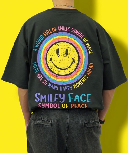 SMILEY FACE（スマイリーフェイス）の「【GROOVY STORE】SMILEY FACE オーバーサイズ ヘビーウエイト半袖Tシャツ（Tシャツ/カットソー・メンズ・ブラック/オフホワイト/ダークグリーン/レモンイエロー/ホワイト/スミクロ/ミント/ネイビー・M/L/LL）」の5枚目の写真
