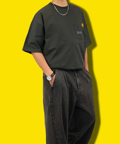 SMILEY FACE（スマイリーフェイス）の「【GROOVY STORE】SMILEY FACE オーバーサイズ ヘビーウエイト半袖Tシャツ（Tシャツ/カットソー・メンズ・ブラック/オフホワイト/ダークグリーン/レモンイエロー/ホワイト/スミクロ/ミント/ネイビー・M/L/LL）」の9枚目の写真