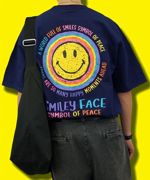 SMILEY FACE（スマイリーフェイス）の「【GROOVY STORE】SMILEY FACE オーバーサイズ ヘビーウエイト半袖Tシャツ（Tシャツ/カットソー・メンズ・ブラック/オフホワイト/ダークグリーン/レモンイエロー/ホワイト/スミクロ/ミント/ネイビー・M/L/LL）」の11枚目の写真