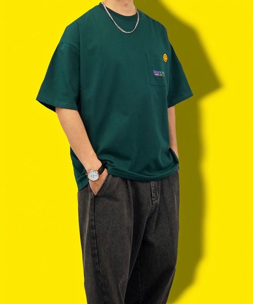 SMILEY FACE（スマイリーフェイス）の「【GROOVY STORE】SMILEY FACE オーバーサイズ ヘビーウエイト半袖Tシャツ（Tシャツ/カットソー・メンズ・ブラック/オフホワイト/ダークグリーン/レモンイエロー/ホワイト/スミクロ/ミント/ネイビー・M/L/LL）」の17枚目の写真