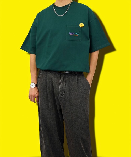 SMILEY FACE（スマイリーフェイス）の「【GROOVY STORE】SMILEY FACE オーバーサイズ ヘビーウエイト半袖Tシャツ（Tシャツ/カットソー・メンズ・ブラック/オフホワイト/ダークグリーン/レモンイエロー/ホワイト/スミクロ/ミント/ネイビー・M/L/LL）」の19枚目の写真