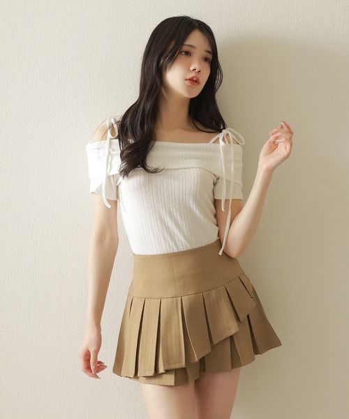 M DOLLY(エムドリー)の「asymmetry pleats mini skirt/アシンメトリープリーツミニスカート(スカート・レディース・グレー/ベージュ/ブラック・XS/M/S)」の19枚目の写真