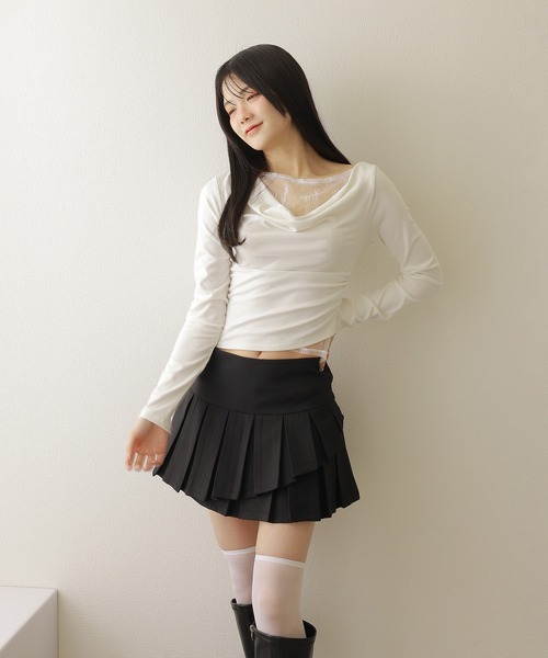 M DOLLY(エムドリー)の「asymmetry pleats mini skirt/アシンメトリープリーツミニスカート(スカート・レディース・グレー/ベージュ/ブラック・XS/M/S)」の5枚目の写真