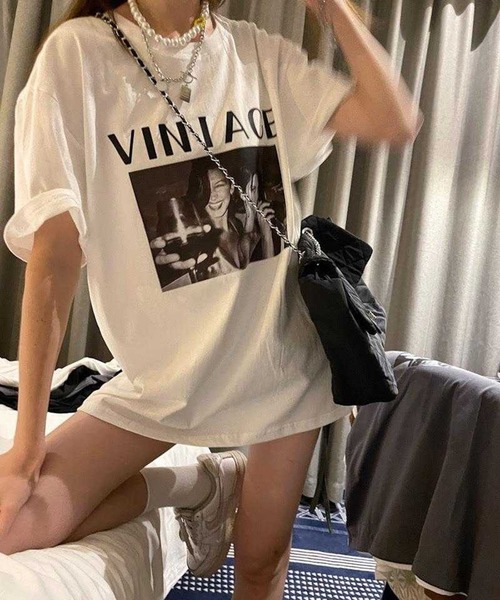 LYEON（リヨン）の「フォトプリントビッグTシャツ/オーバーサイズT（Tシャツ/カットソー・レディース・ホワイト/チャコール・FREE）」の17枚目の写真