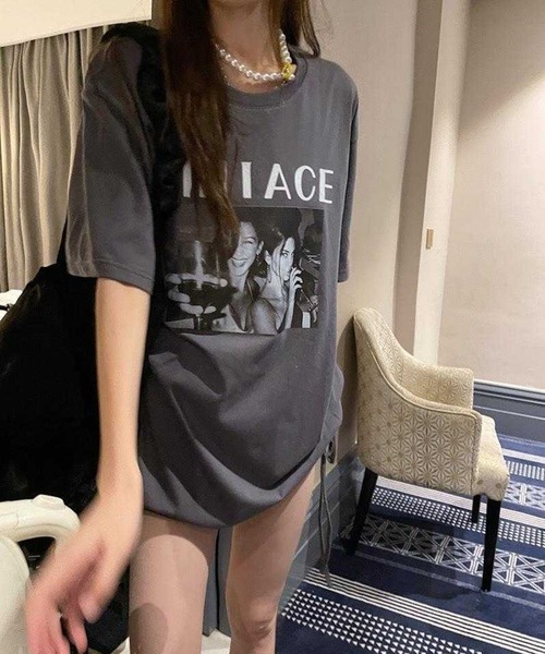 LYEON（リヨン）の「フォトプリントビッグTシャツ/オーバーサイズT（Tシャツ/カットソー・レディース・ホワイト/チャコール・FREE）」の5枚目の写真
