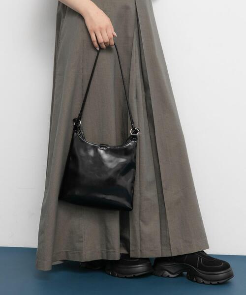 KBF（ケイビーエフ）の「ダブルスリムショルダーBAG（ショルダーバッグ・レディース・アイボリー/ブラック/ブラウン/ダークブラウン・ONE）」の20枚目の写真