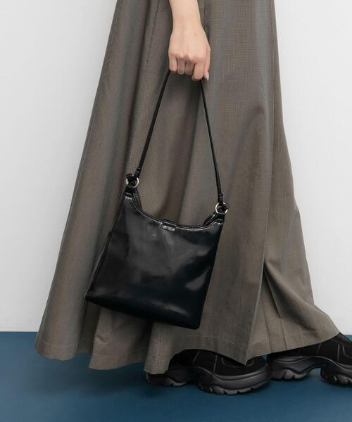 KBF（ケイビーエフ）の「ダブルスリムショルダーBAG（ショルダーバッグ・レディース・アイボリー/ブラック/ブラウン/ダークブラウン・ONE）」の19枚目の写真