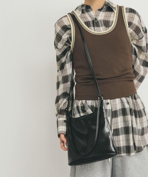 KBF（ケイビーエフ）の「ダブルスリムショルダーBAG（ショルダーバッグ・レディース・アイボリー/ブラック/ブラウン/ダークブラウン・ONE）」の16枚目の写真