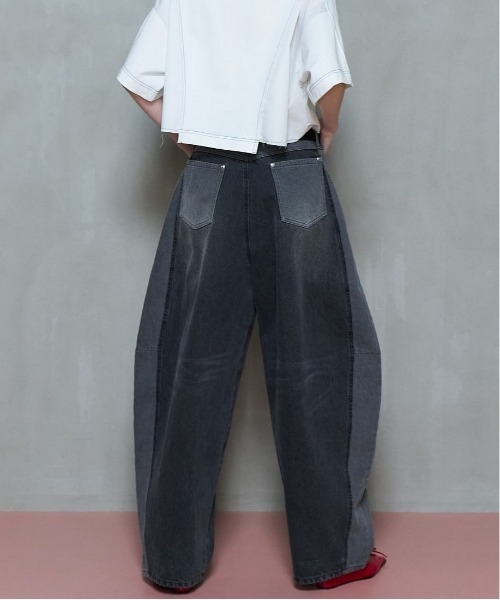 MAISON SPECIAL（メゾンスペシャル）の「Curve Denim Pants/カーブデニムパンツ（デニムパンツ・レディース・ブルー/ブラック/グレー・38/36/34）」の8枚目の写真