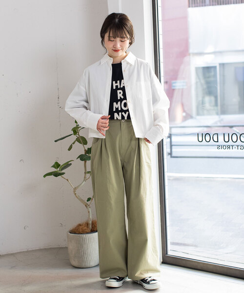 POU DOU DOU（プードゥドゥ）の「レギュラーカラークロップドシャツ（シャツ/ブラウス・レディース・ダークグレー/ブルー/オフホワイト・M）」の6枚目の写真