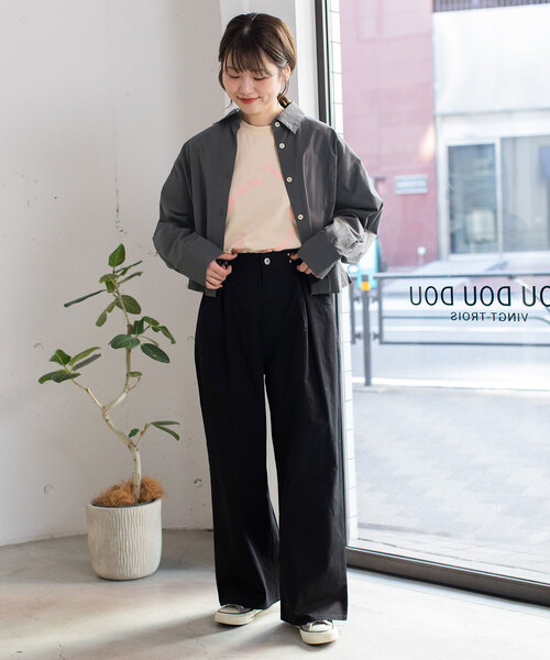 POU DOU DOU（プードゥドゥ）の「レギュラーカラークロップドシャツ（シャツ/ブラウス・レディース・ダークグレー/ブルー/オフホワイト・M）」の16枚目の写真